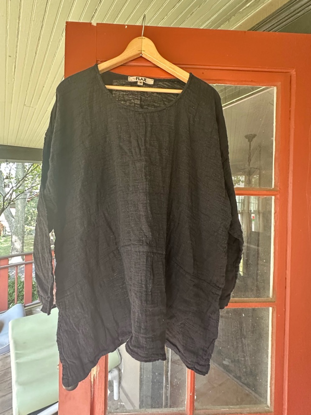 Flax Medium But Oversized Black Linen-Cotton Blend Pullover Shirt